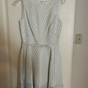 Elegant Grey Sleeveless Dress